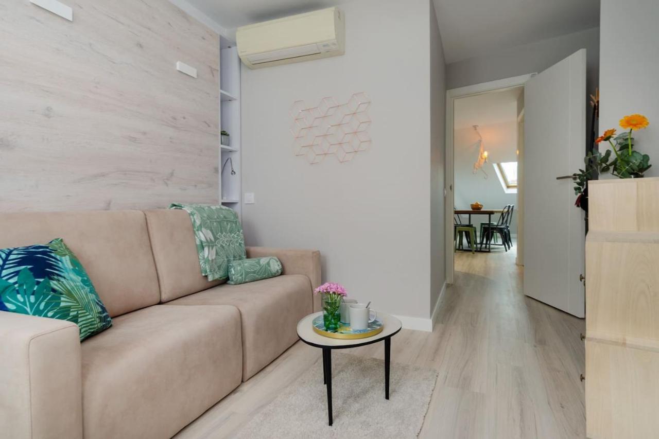 Precioso Atico Con Terraza En El Centro De Madrid Amazing Penthouse In Madrid Center Apartman Kültér fotó